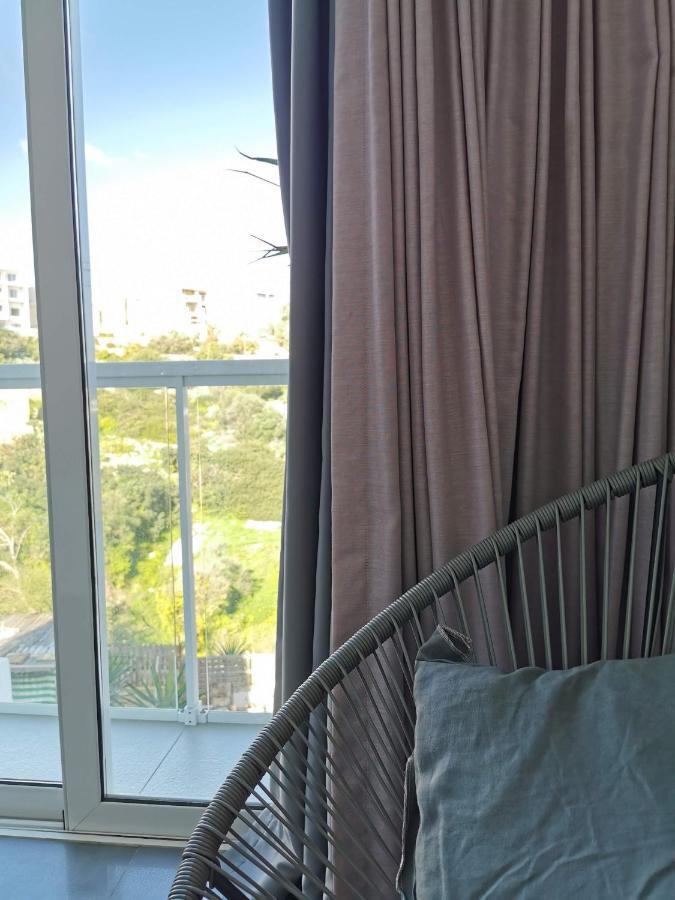 Duplex Maisonette With Heated P-Pool And Jacuzzi Saint Julian's Bagian luar foto